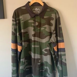 Long sleeve polo shirt with camo print